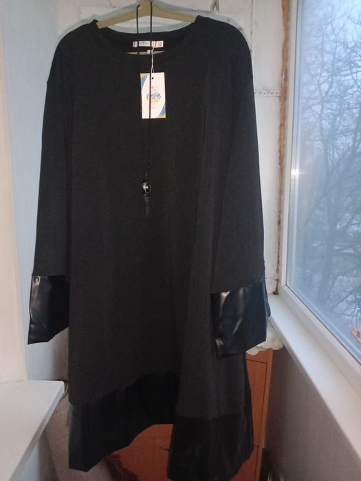 Продаю!Платья женские батал.