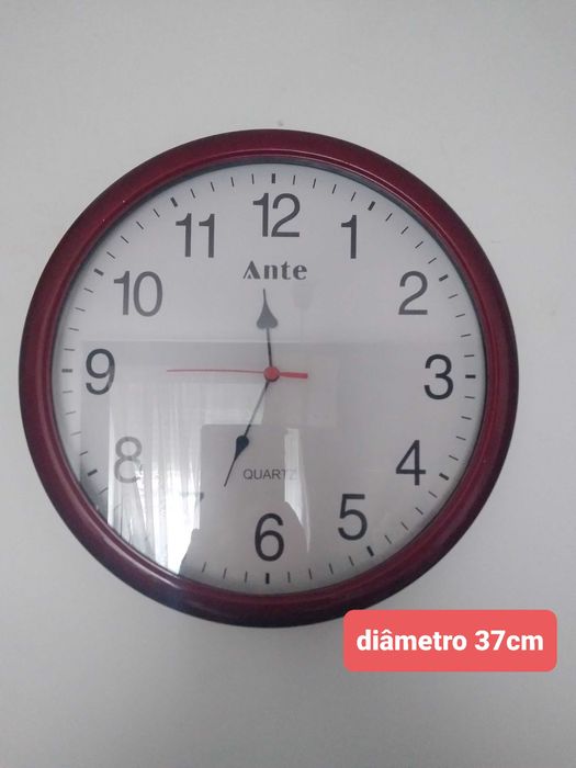 relógio de parede, vidro (a pilha) diâmetro 37cm