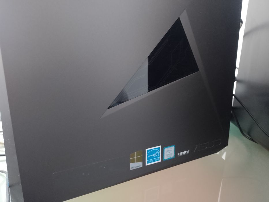 PC Gaming ASUS ROG GR8 II –NVIDIA GTX 1060 3GB - i5  Compacto, Rápido e em Excelente Estado