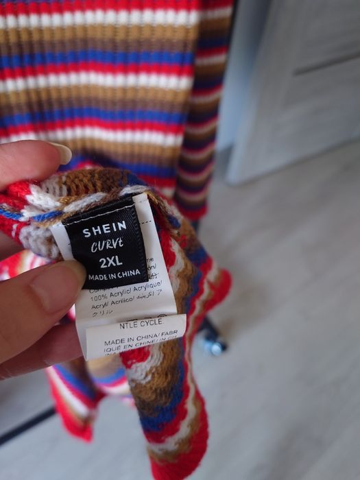 Sukienka swetrowa prążek 2XL