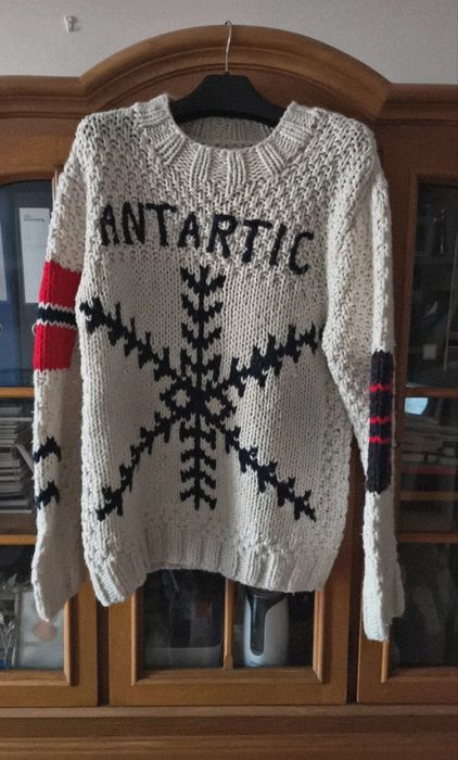 Ciepły sweter z domieszką wełny 30% wełna Antartic skandynawski