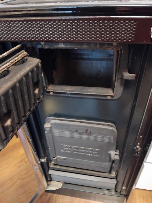 Двердопаливна піч