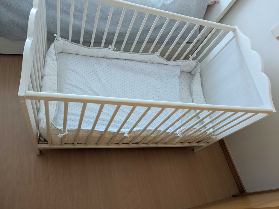 Cama berço ikea SMÅGÖRA branco + colchão + lençois + edredão