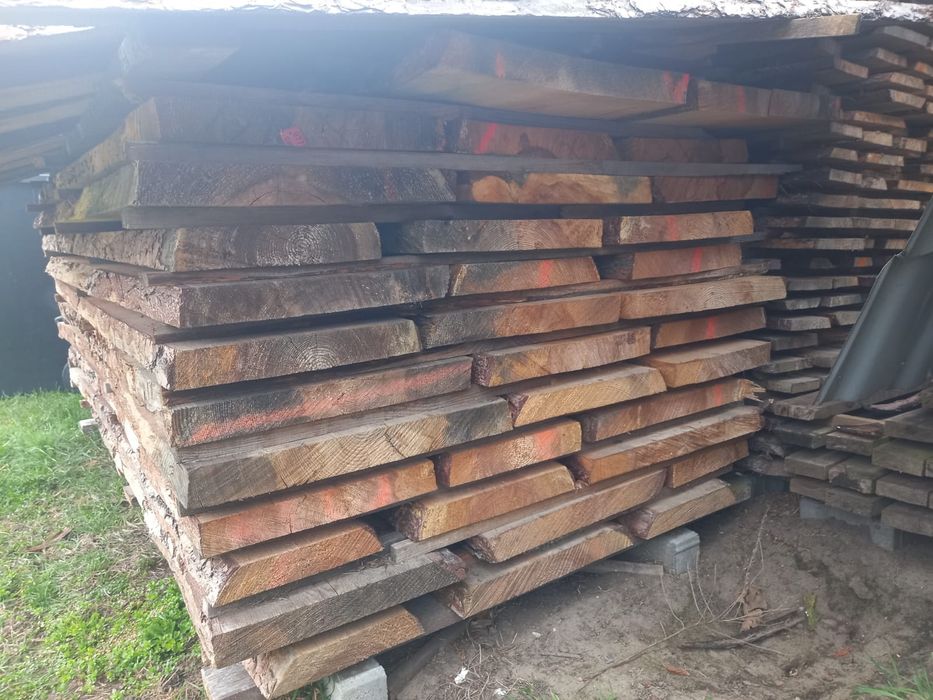 Tarcica Drewno deski dąb, sosna, świerk, wysuszone na schody