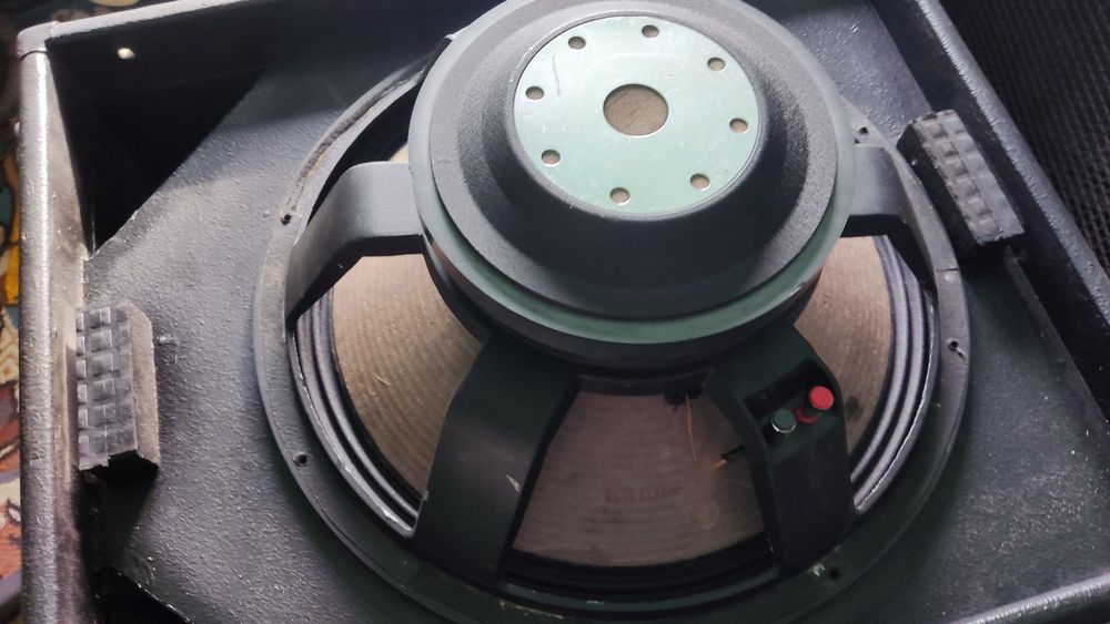 Динаміки 18 дюймів 600вт