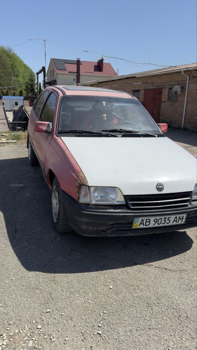 Opel Kadett купе обмін на мот з моєю доплатою