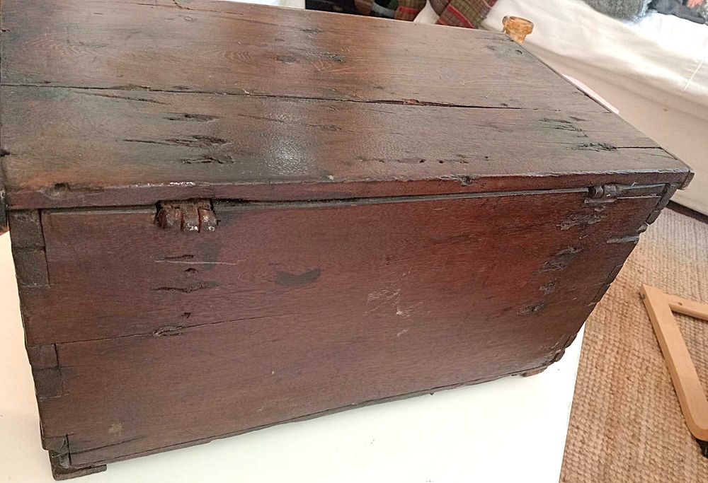 Raro Arca Baú antigo em Madeira Séc.XIX