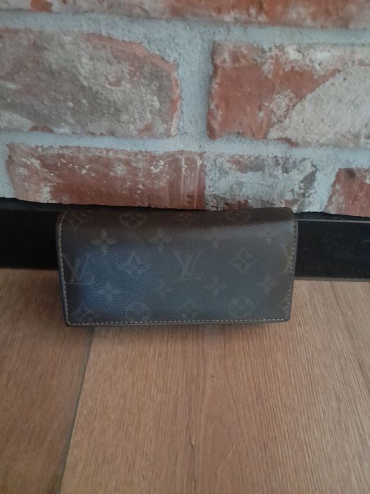 Portfel Louis Vuitton     .
