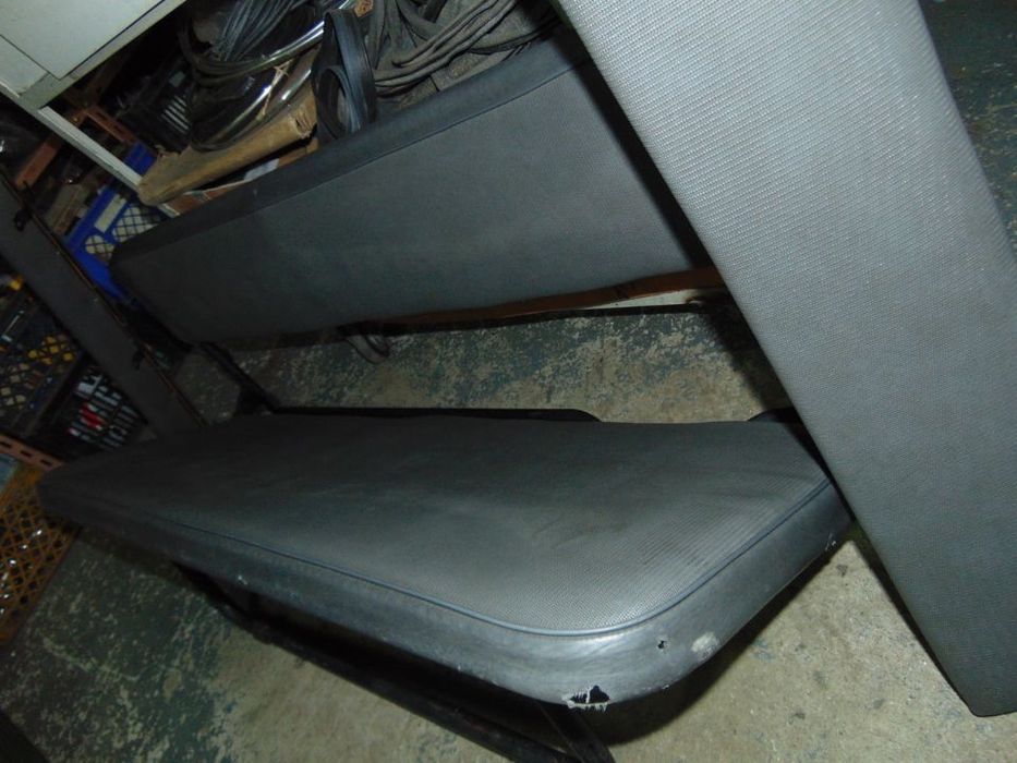 Nissan patrol 1995 bancos traseiros laterais