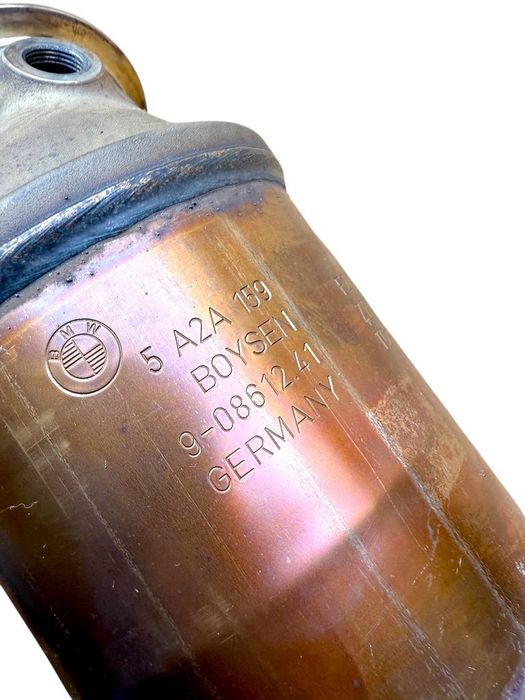 Нові каталізатори 5A2A159 BMW S68 S68B44A G05 G07 LCI G09 G90