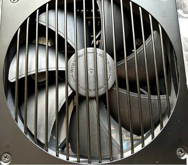 Fractal Design Ion+ 2 Platinum 660W