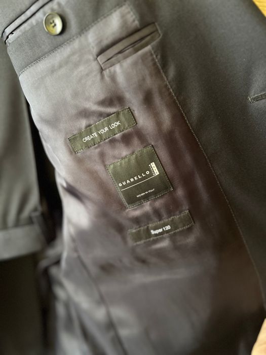 Чоловічий класичний комтюм Hugo Boss  /новий/