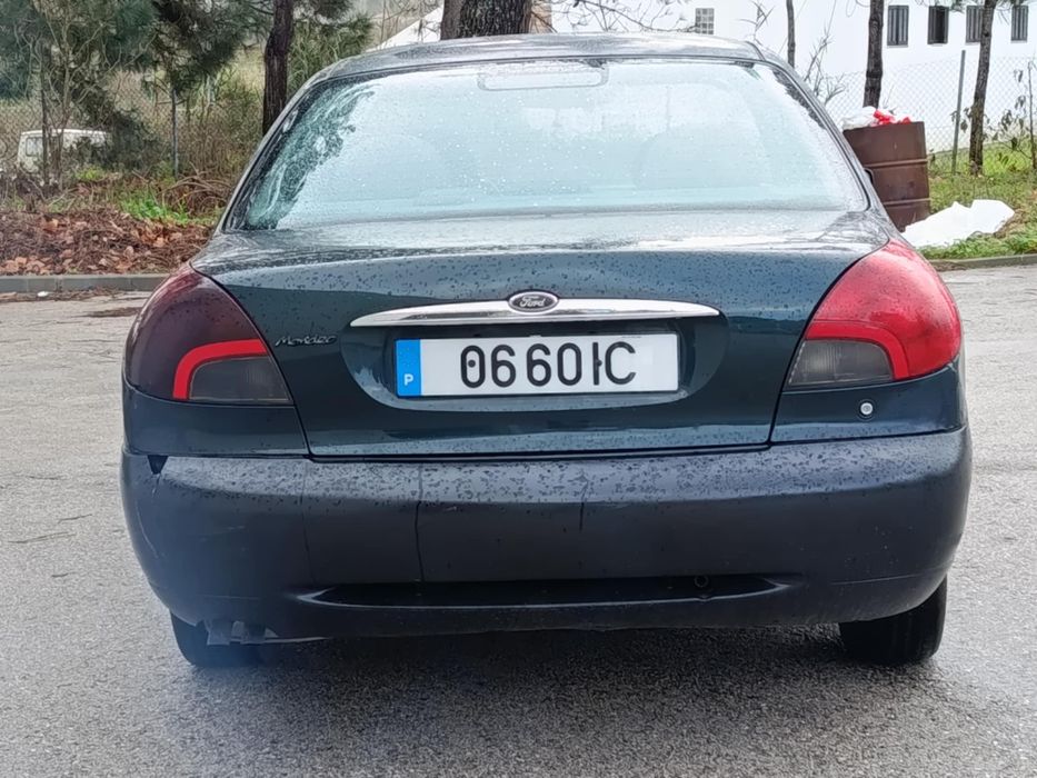 Carro ford mondeo 1,8