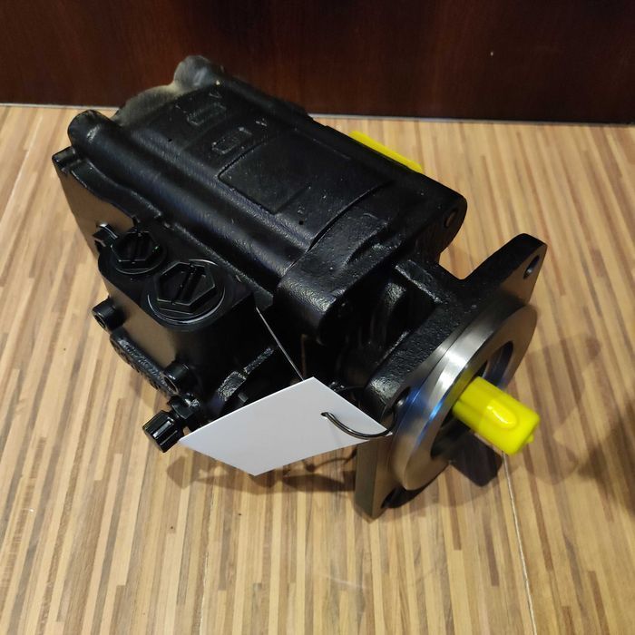 Pompa hydrauliczna terex tlb890