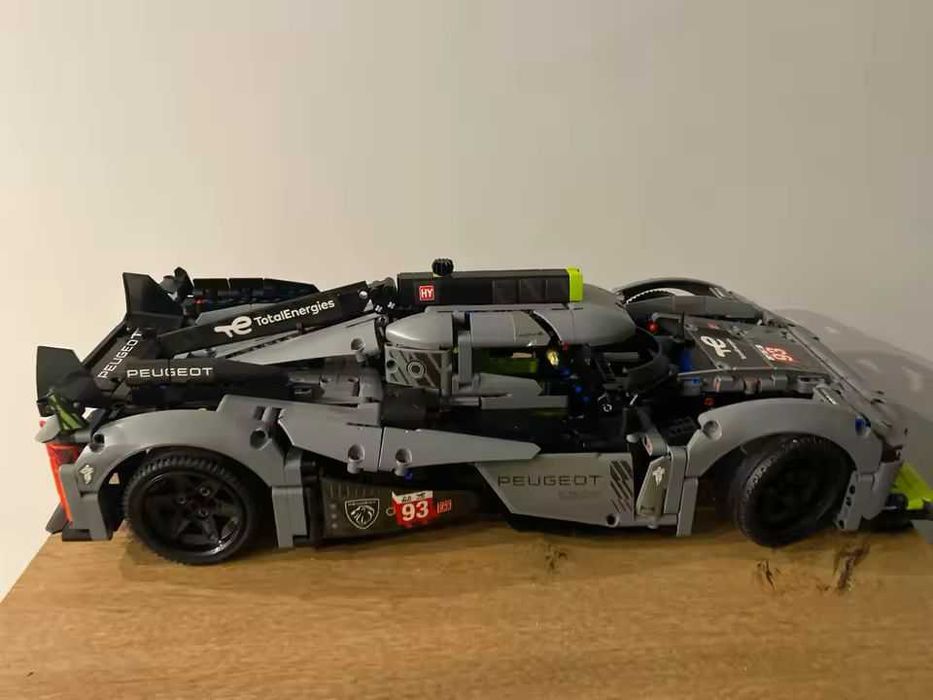 Peugeot 9x8 LeMans 24H z klocków do złożenia 1775 el. 1:10 Nowy + LED