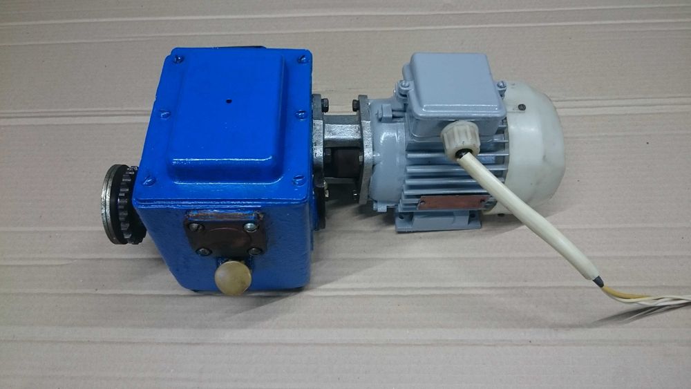 Мотор редуктор к посудомоечной машине МПУ (МПУ-700)