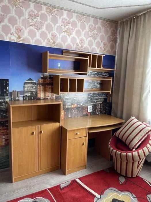 Сдаётся 3-комнатная квартира в районе Химик