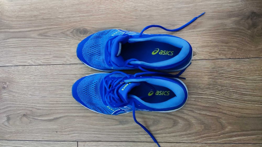 buty sportowe ASICS