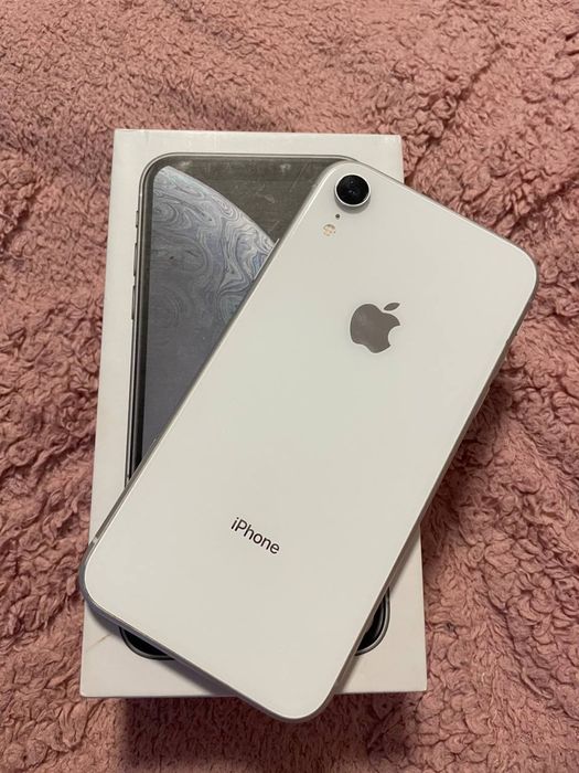 Продам Iphone xr128 gb