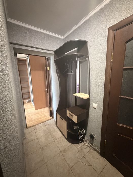 Продам  2-х.кв. ул.Заслонова ,22. Дарница.