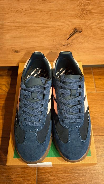 Granatowe sneakersy zamszowe rozmiar 38 marka CROPP nowe