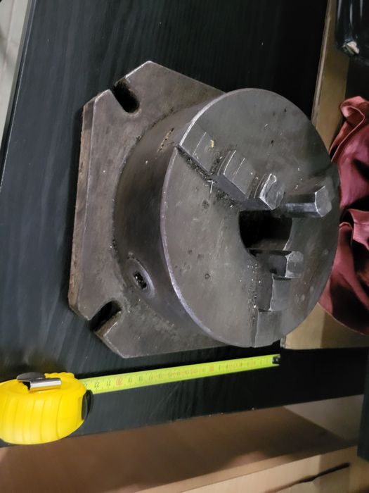 Uchwyt tokaraki fi 200mm z plyta mocujaca na frezarke cnc