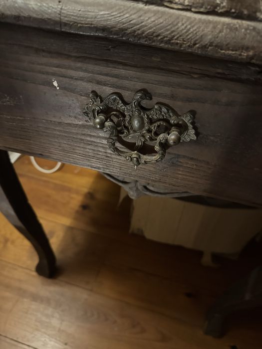 Mesa Antiga Estilo Luís XV - Madeira Maciça Vintage