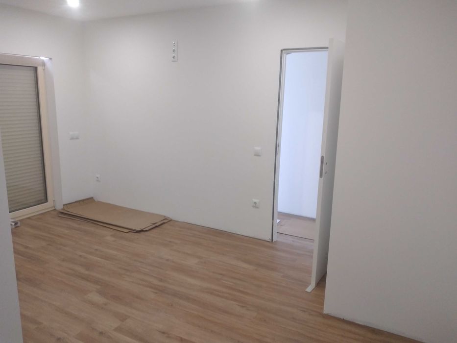 Floor Installation528942100256532484