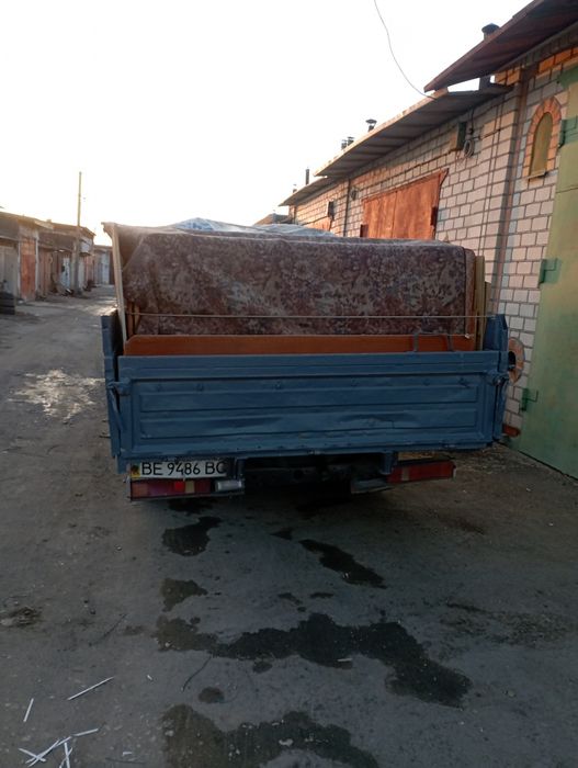 Вивоз винос старой мебели диванов холодильникові кресла кухні коври кр