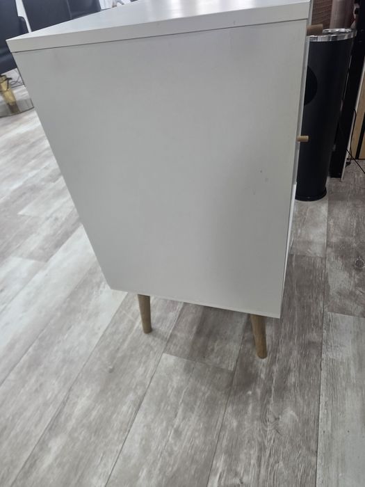 Movel / Mesa cabeceira