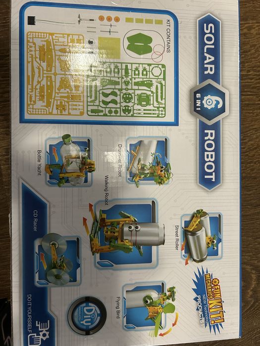 Робот на сонячних батареях складаний Solar Robot