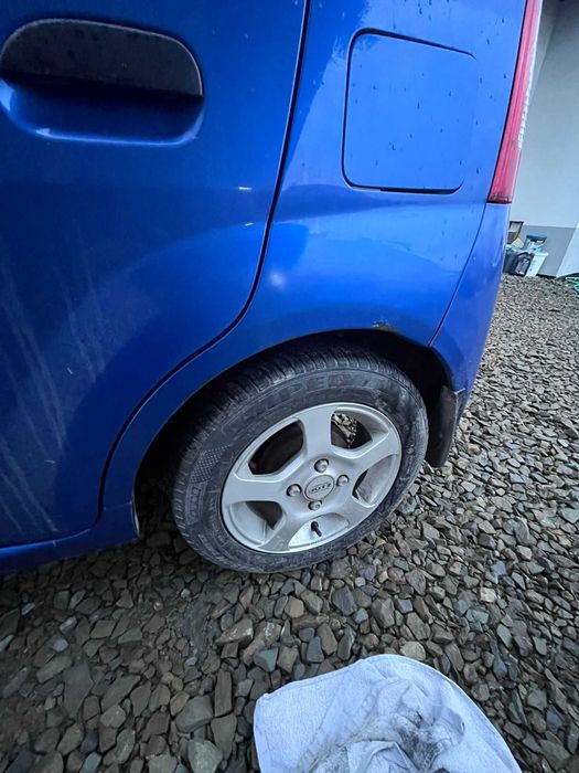 Daihatsu Cuore 2006 1.0 benzyna