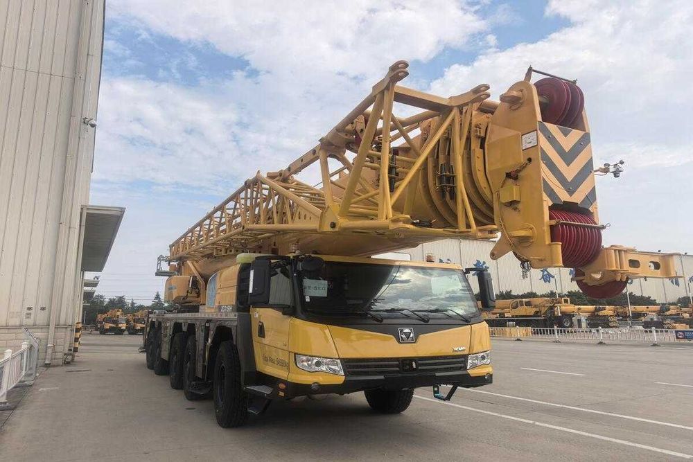 Автокран XCMG XCA160H вантажопідіймальність 160 т. 2025 р. в наявності