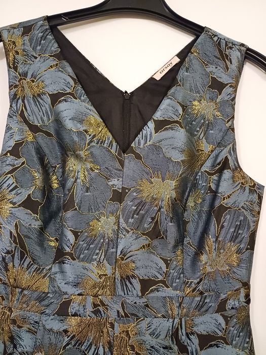 Elegancka sukienka sylwester karnawał