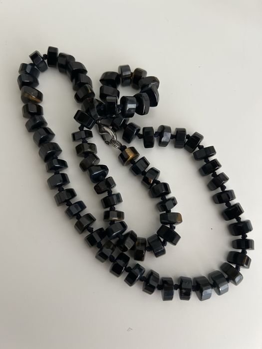 Соколине око коралі буси натуральне каміння