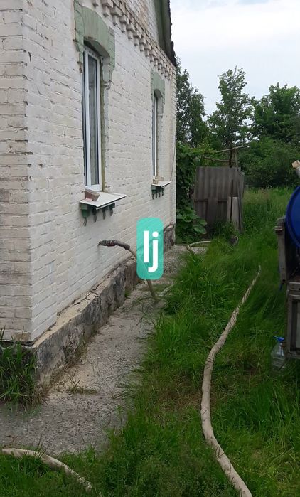 БУДИНОК   с.Блиставиця,Бучанського району