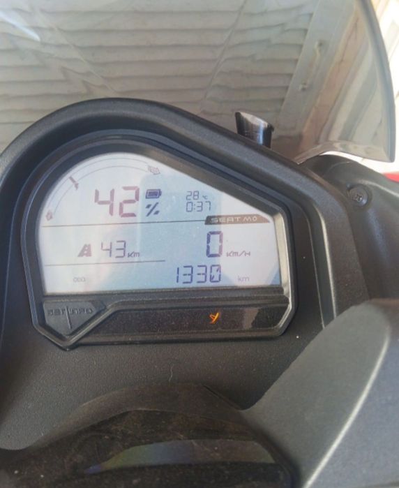 Vende-se mota elétrica
