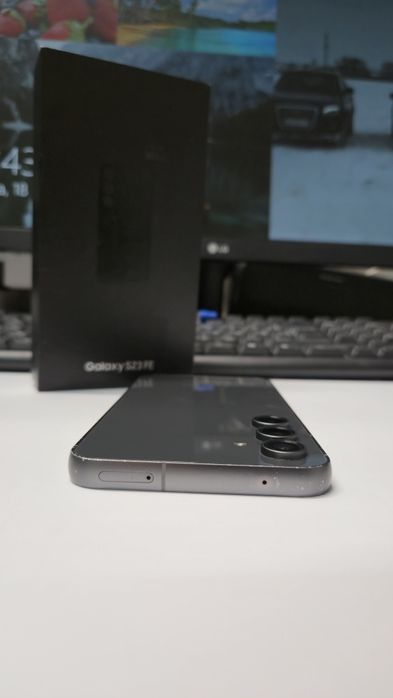 Samsung S23Fe 8/256Gb, офіційний