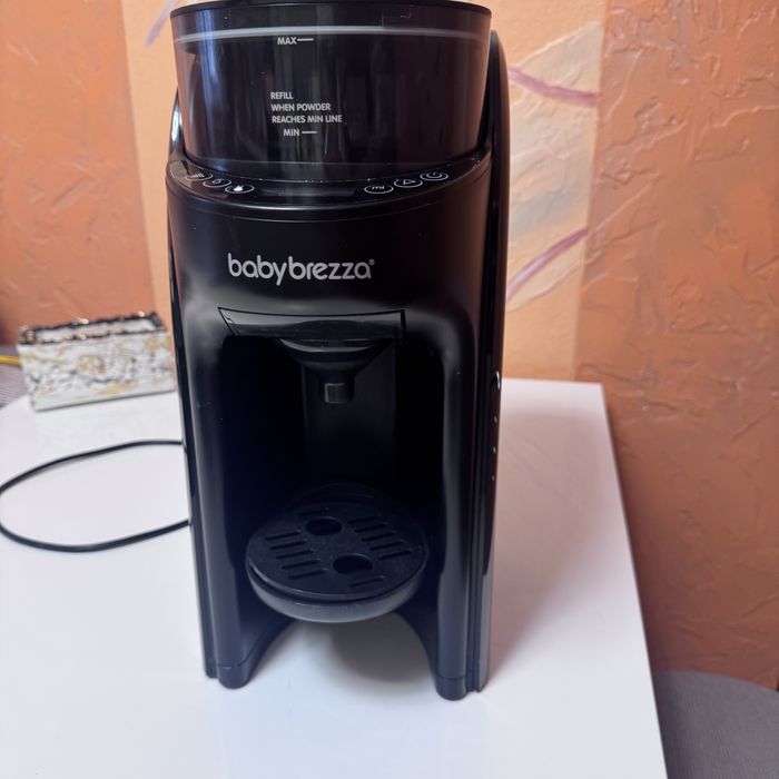 Baby brezza black