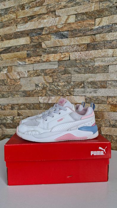 Кросівки для дівчинки puma 32р.