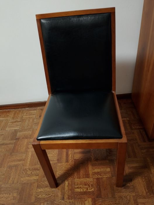 Mesa de jantar + 4 cadeiras