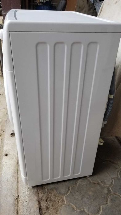 Стиральная машина Whirlpool полностью рабочая, в отличном состоянии