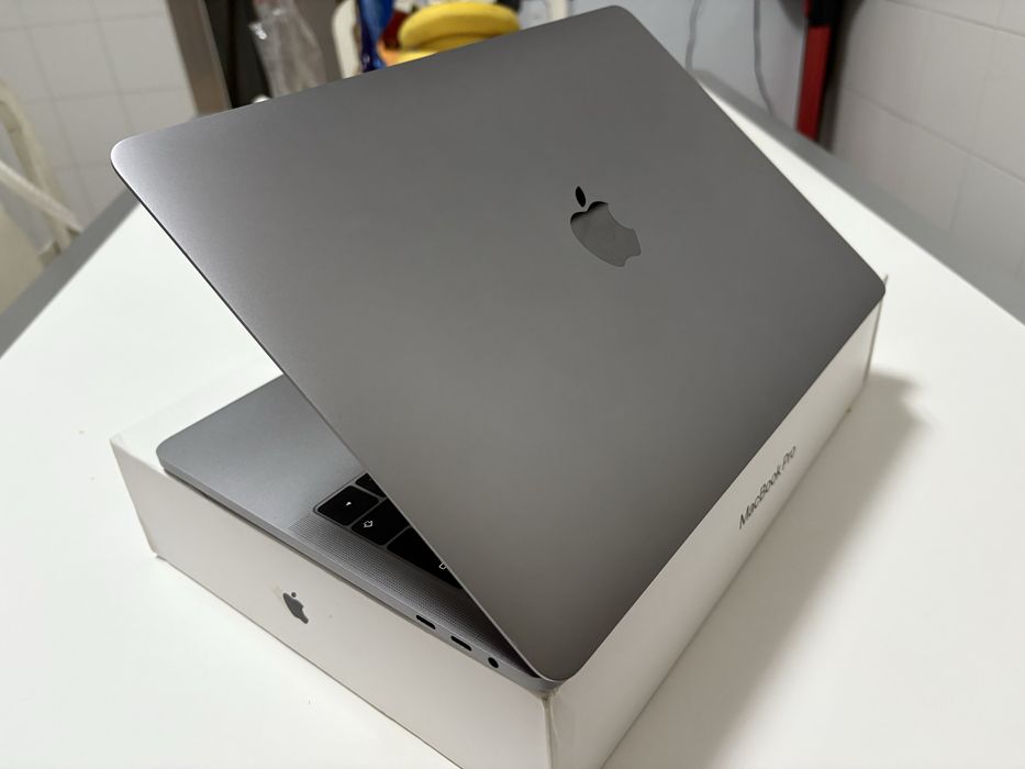 Apple MacBook Pro 13 201964739211239169121