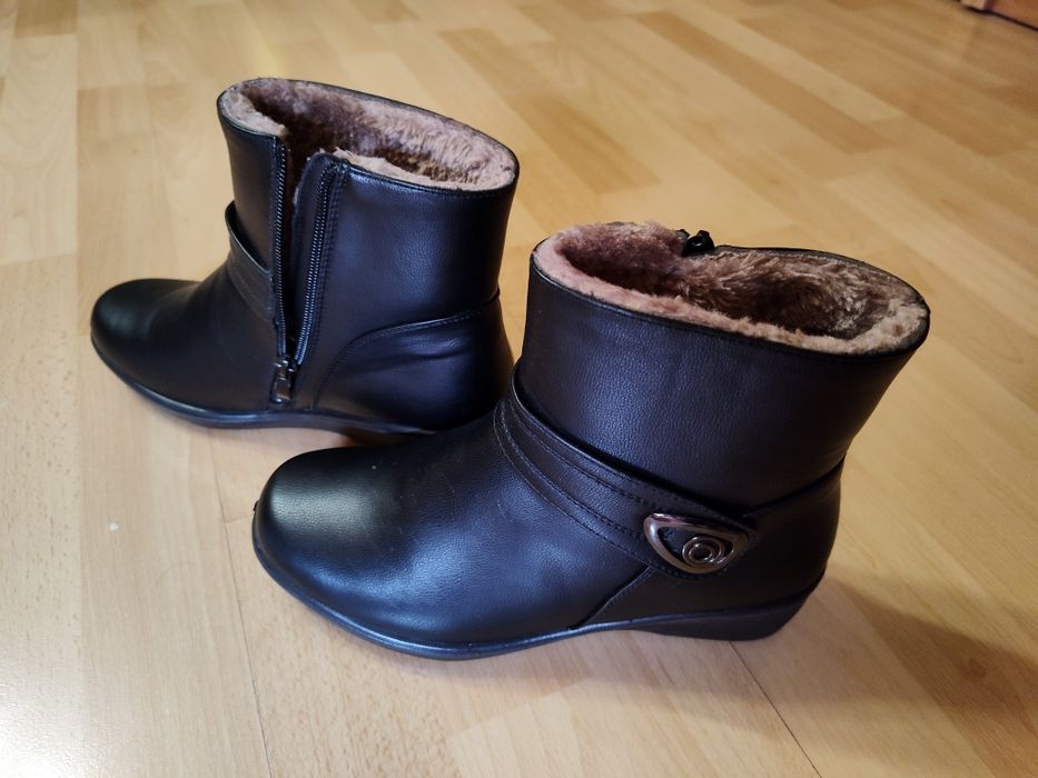 Damskie Czarne Buty  Botki  Ocieplane na Zamek  roz. 36