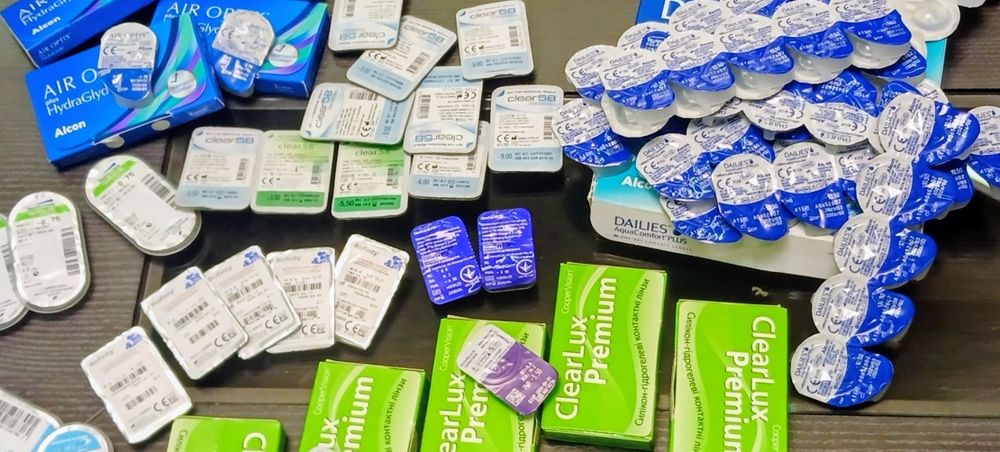 Контактні лінзи розпродаж AirOptix Biofinity Optima Clear lux