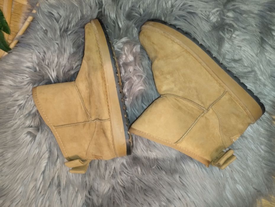 UGG 38  buty śniegowce camelowe ocieplane z kokardkami