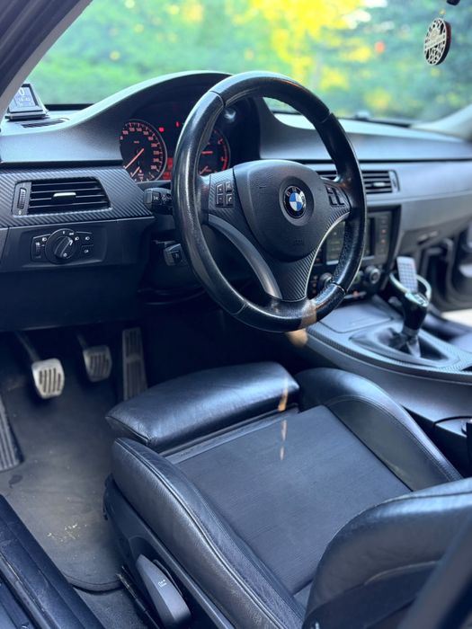 Bmw e90 318d 2008
