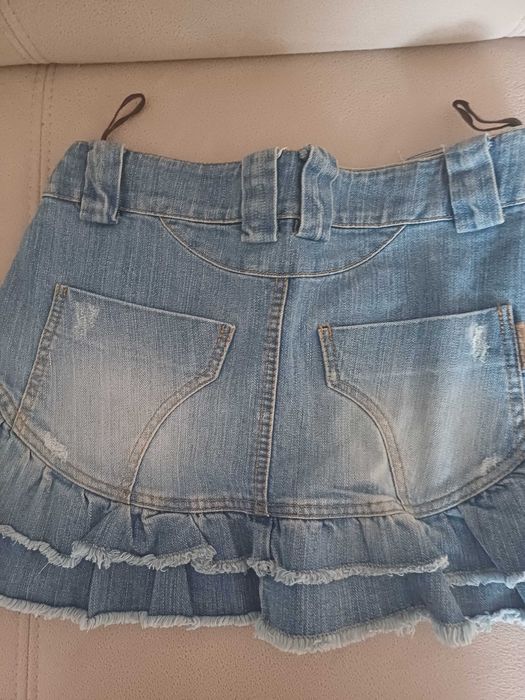 Spódniczki dżinsowe    Dwie różne r. 38 pas  .76cm