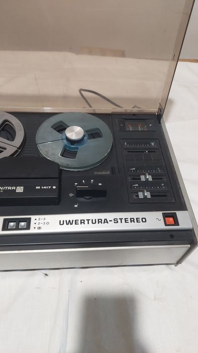 Magnetofon szpulowy Unitra Uwertura M 1417s