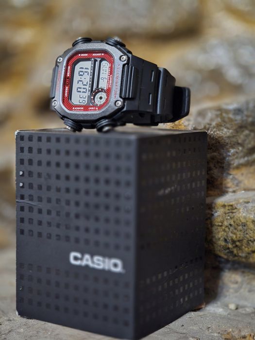 Оригінальний годинник Casio у дуже хорошому стані.